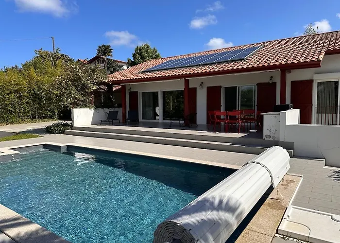 Basque Country With Pool View Arcangues